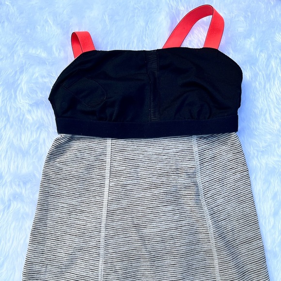 Lululemon Run: Catch me Tank - Picture 6 of 11